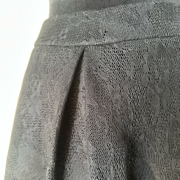 Black Mesh Flower pattern Party High waist Fashion modern Skirt UK brand TFNC - Picture 10 of 16